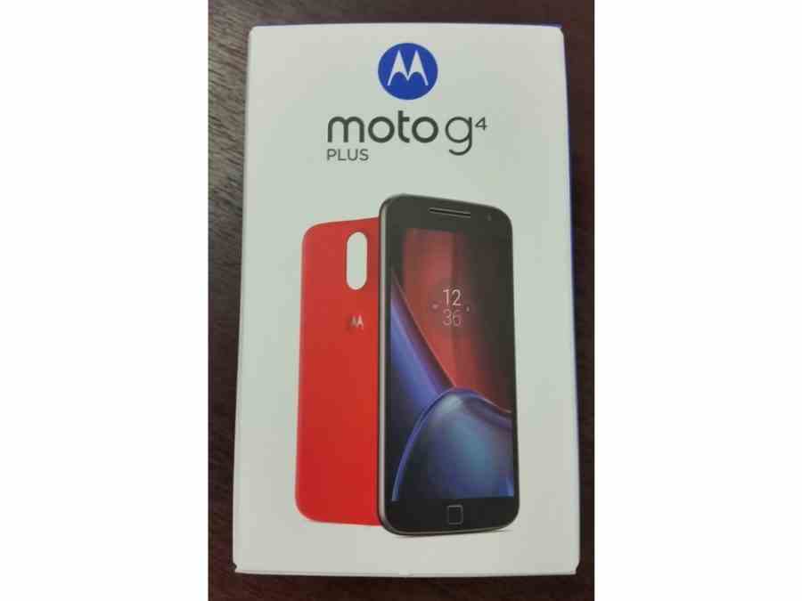 Moto G4 Plus přední strana krabičky