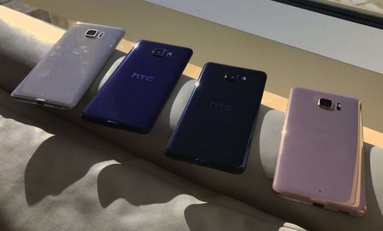 HTC U Ultra barevná kombinace