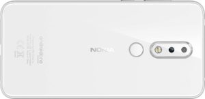 Nokia 6.1 Plus zadní strana