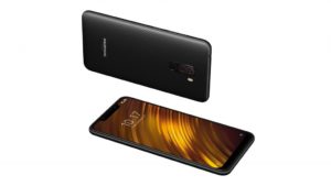 Xiaomi Pocophone F1 z obou stran