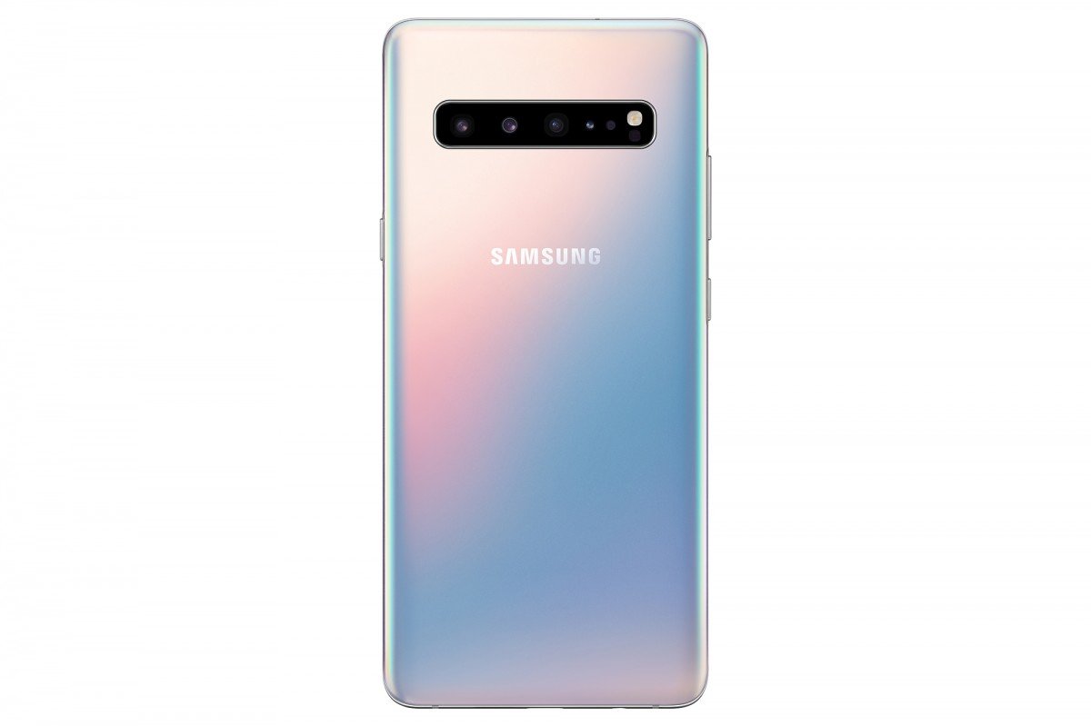 Samsung Galaxy S10 5G telefon oficiálně