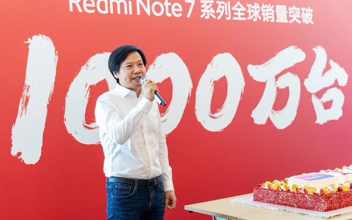Redmi Note 7 oslavuje