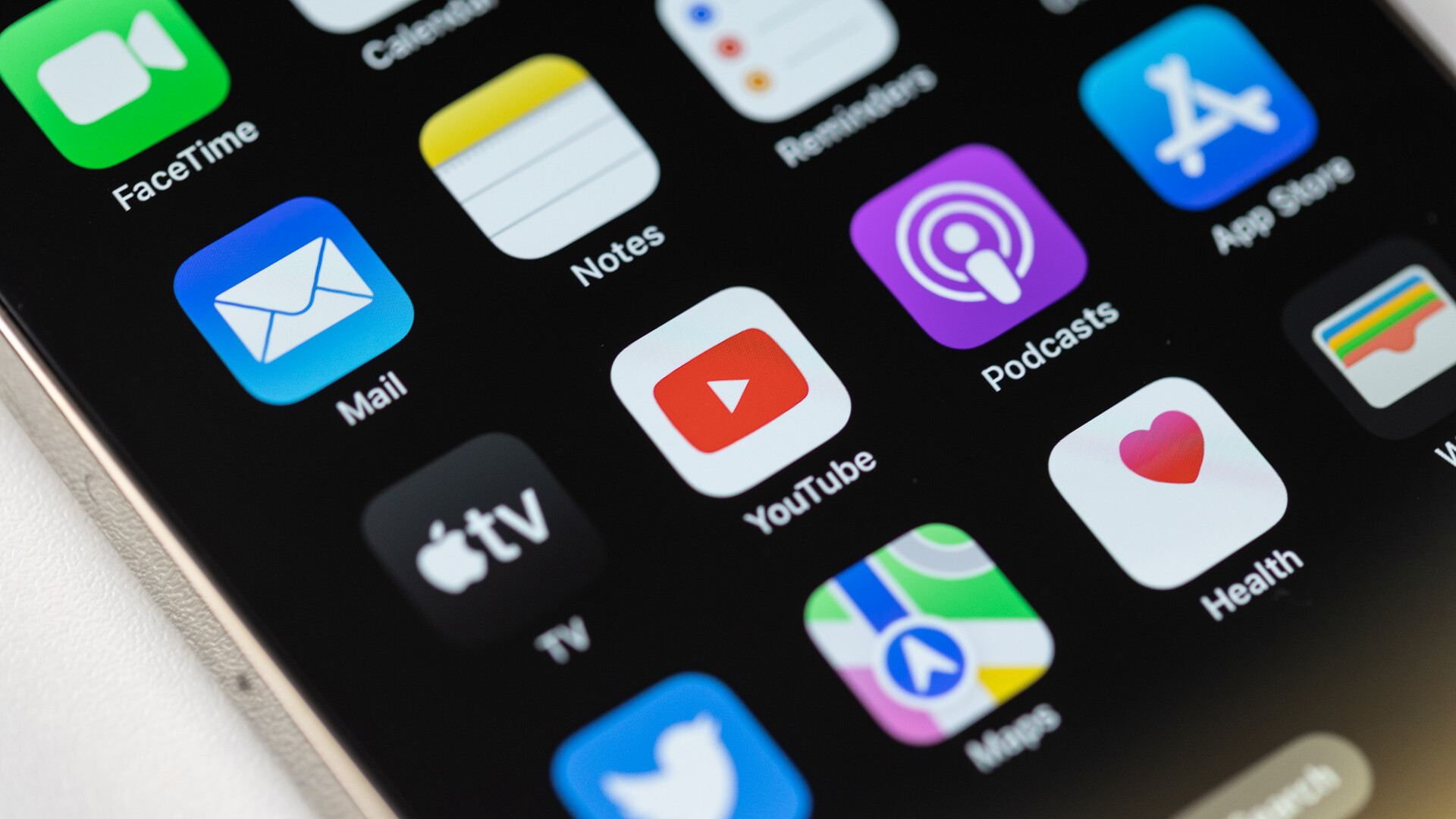 YouTube Premium začíná odměňovat své věrné uživatele odznaky za dosažení různých milníků