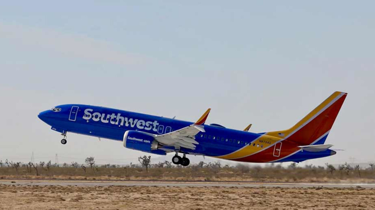Letadlo Southwest Airlines na cestě z Las Vegas do Havaje muselo udělat nepředpokládanou zastávku kvůli vyhrožování bombou prostřednictvím AirDrop.