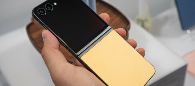 Nové Samsung Galaxy Z Flip 5 a Galaxy Z Fold 5 rozšířily šílenství kolem skládacích telefonů!
