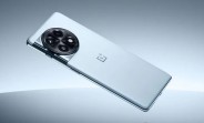 "Nový OnePlus Ace 2 Pro s 6.74palcovým zakřiveným displejem a rekordními 24GB RAM"