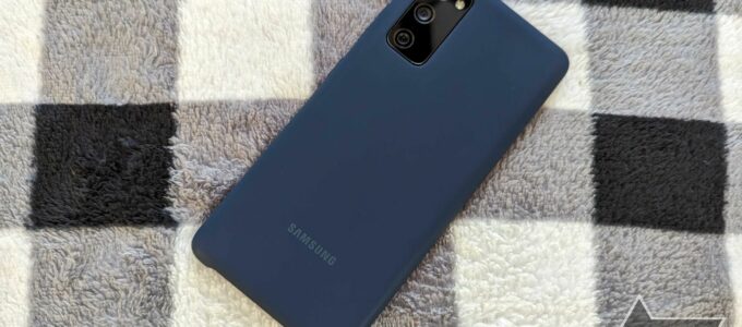 Samsung Galaxy S20 FE - Spolehlivý a výkonný smartphone s poslední aktualizací Android 13