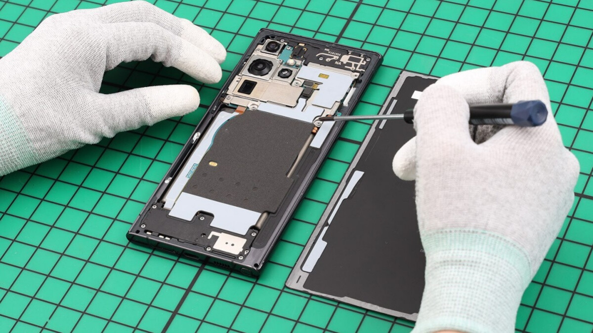 Samsung rozšíří svůj nový program oprav pro vlajkové lodě na 50 míst po celé zemi do konce roku.