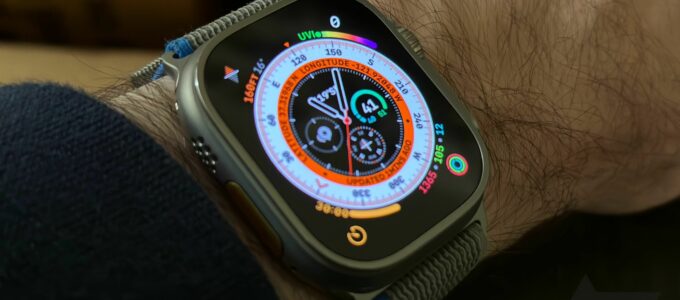 Apple Watch: Přichází desátá generace s velkým redesignem a novou gestikou