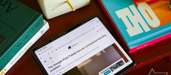 Google Pixel Fold představuje Googlový pokus o konkurenci na trhu s ohebnými telefony