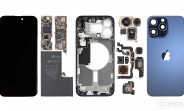 „iFixit rozložil nové iPhone 15 Pro Max: Zjistili jsme, jak funguje nový design zadního skla“