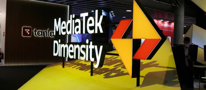 MediaTek představuje nový procesor série Dimensity 7000 pro střední třídu smartphoneů