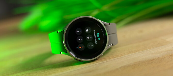 Objevte Samsung s úžasnými nabídkami na nejžádanější nositelnou elektroniku! Uzamkni si Galaxy Watch 5 nebo Galaxy Watch 5 Pro Golf Edition za skvělou cenu!