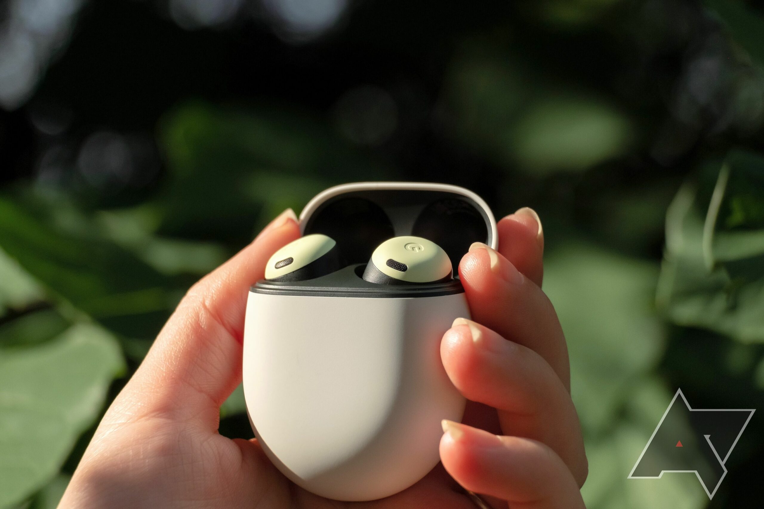 Pixel Buds Pro: Nejlepší bezdrátová sluchátka s ochranným pouzdrem