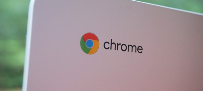 Rozšiřte úložný prostor svého Chromebooku pomocí paměťové karty