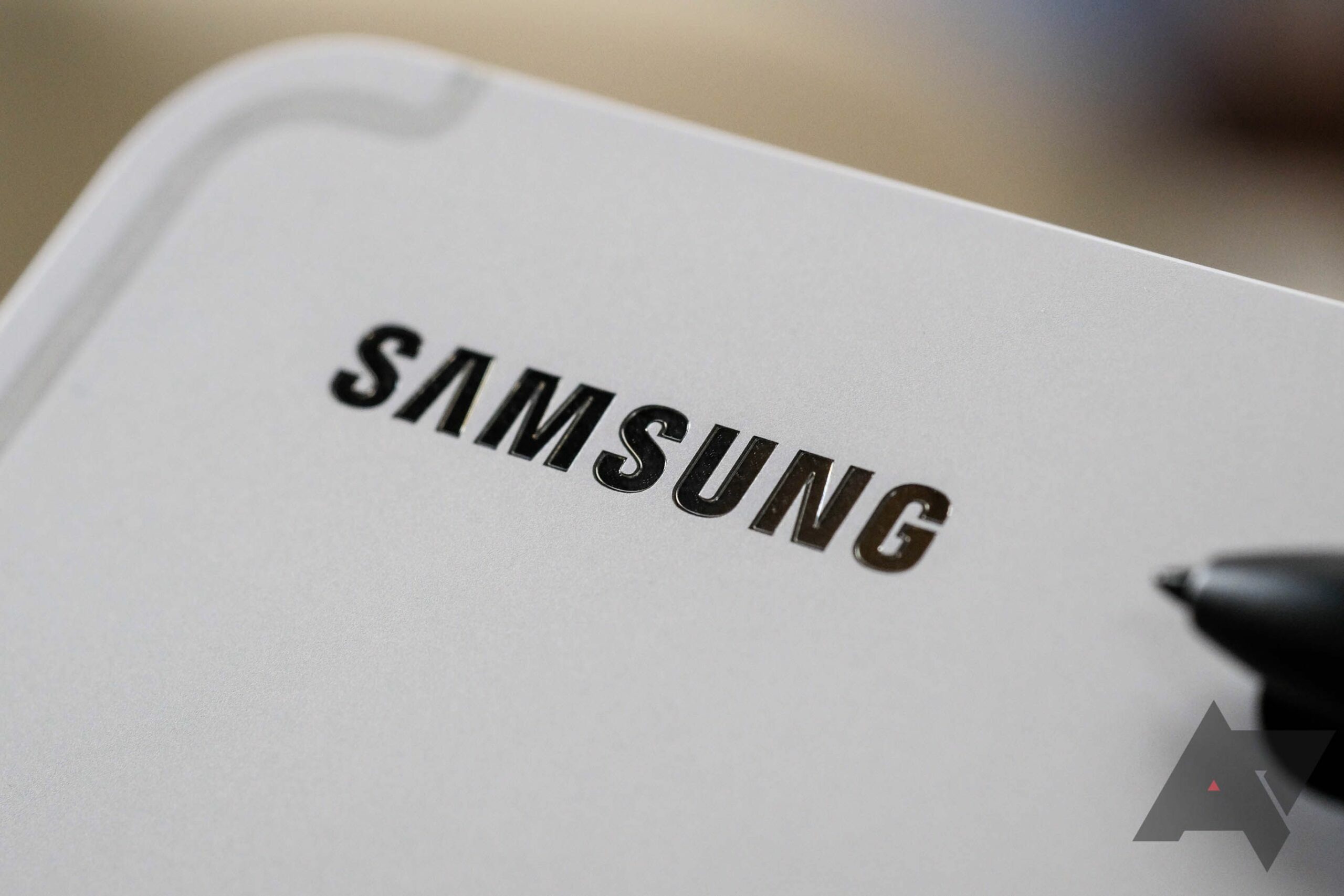 Samsung představuje cenově dostupnou alternativu k Galaxy Tab S9 s novou řadou Galaxy Tab S9 FE.