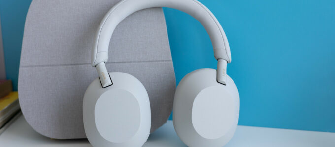 Využijte slevu 75 $ na sluchátka Sony WH-1000XM5 u Walmartu - jedny z nejlepších na trhu.