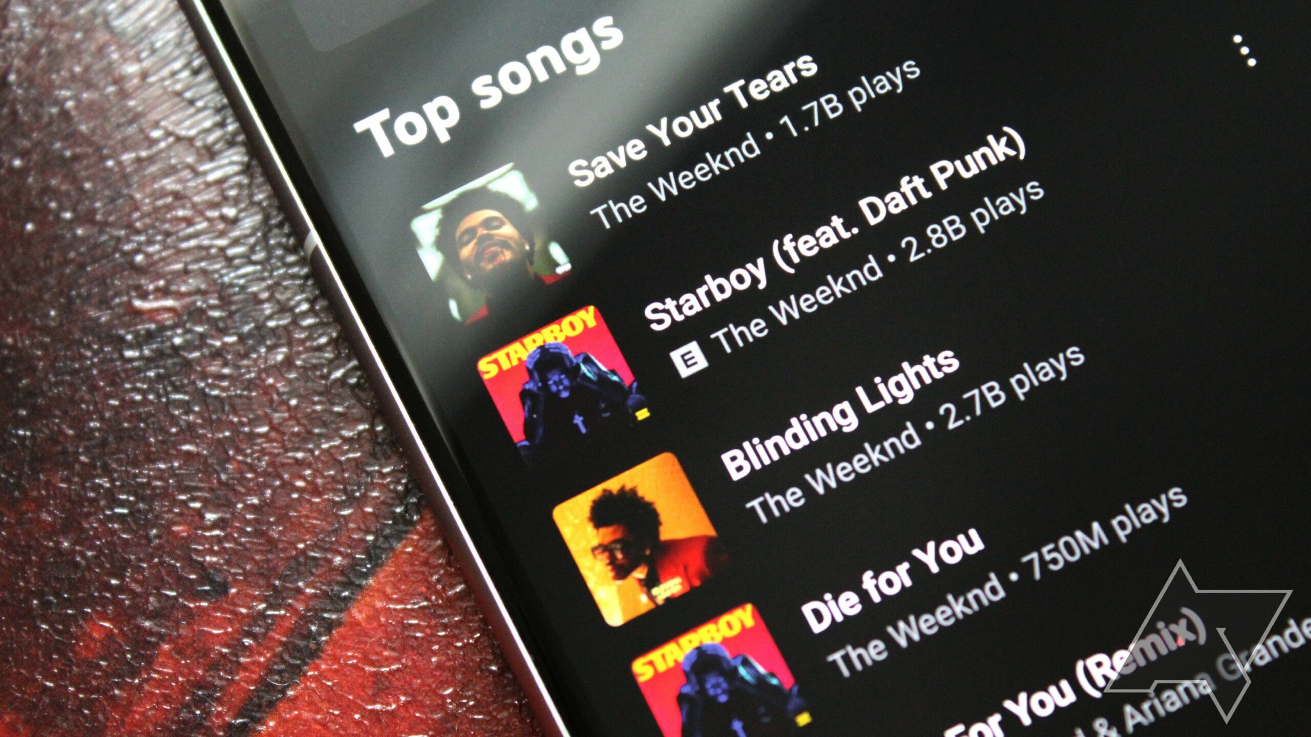 Apple HomePod nyní podporuje YouTube Music na přímé streamování