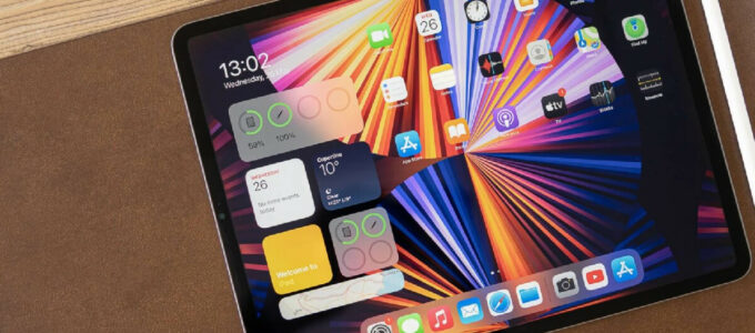 Apple vybaví 2024 iPad Pro tablety LCD displeji místo OLED, tvrdí zvláštní zpráva z DigiTimes.