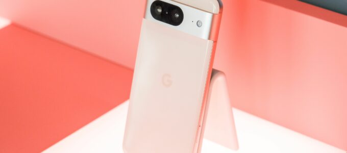 Google představuje nový Pixel 8 - perfektní upgrade pro fanoušky Androidu