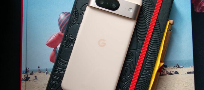 Google Pixel 8: Nový, menší a levnější model bez klíčových funkcí