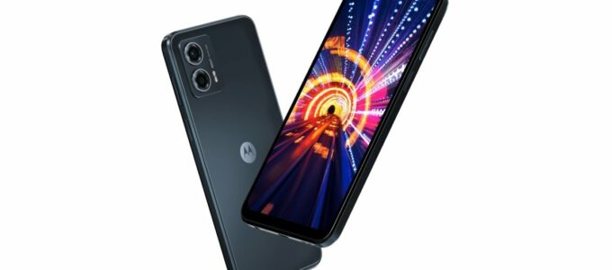 Motorola přináší Moto G 5G (2023) s 6,5palcovým displejem 120Hz a baterií 5,000mAh za neuvěřitelných 161,99 dolarů.