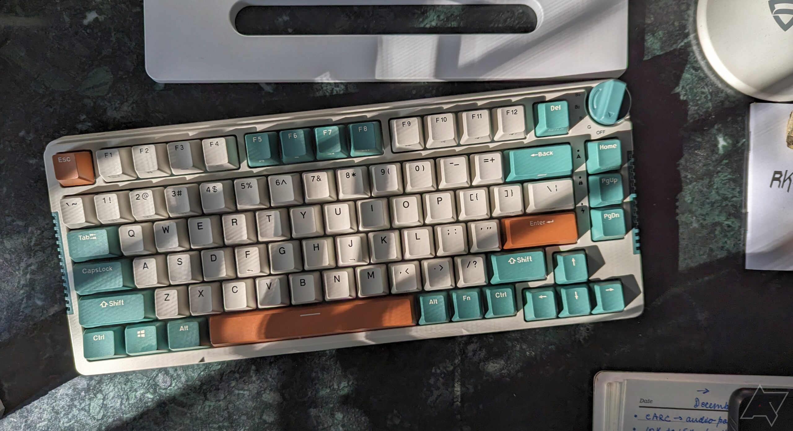 "Nejlepší mechanické klávesnice pro Chromebooky od značky Royal Kludge (RK)"