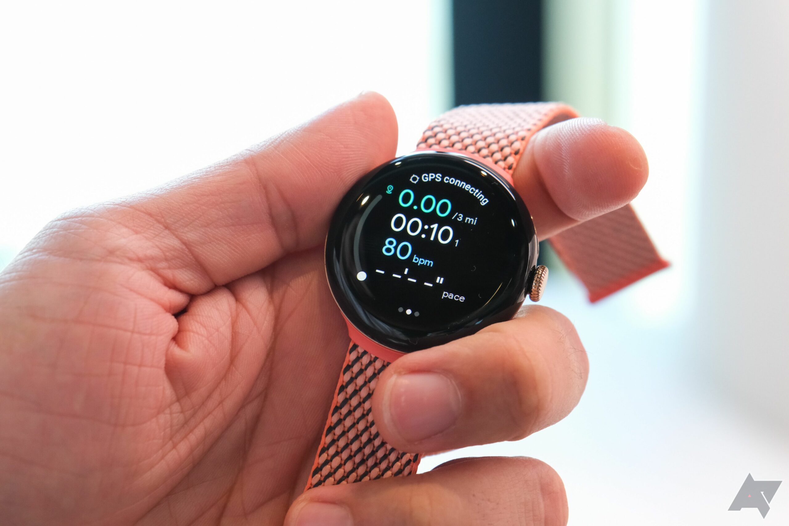 Nový Google Pixel Watch 2 s vylepšenými interními komponenty