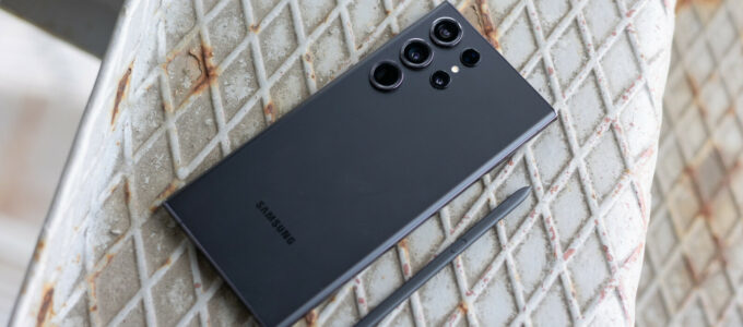 Sleva 300 $ na Samsung Galaxy S23 Ultra v Best Buy - Black Friday