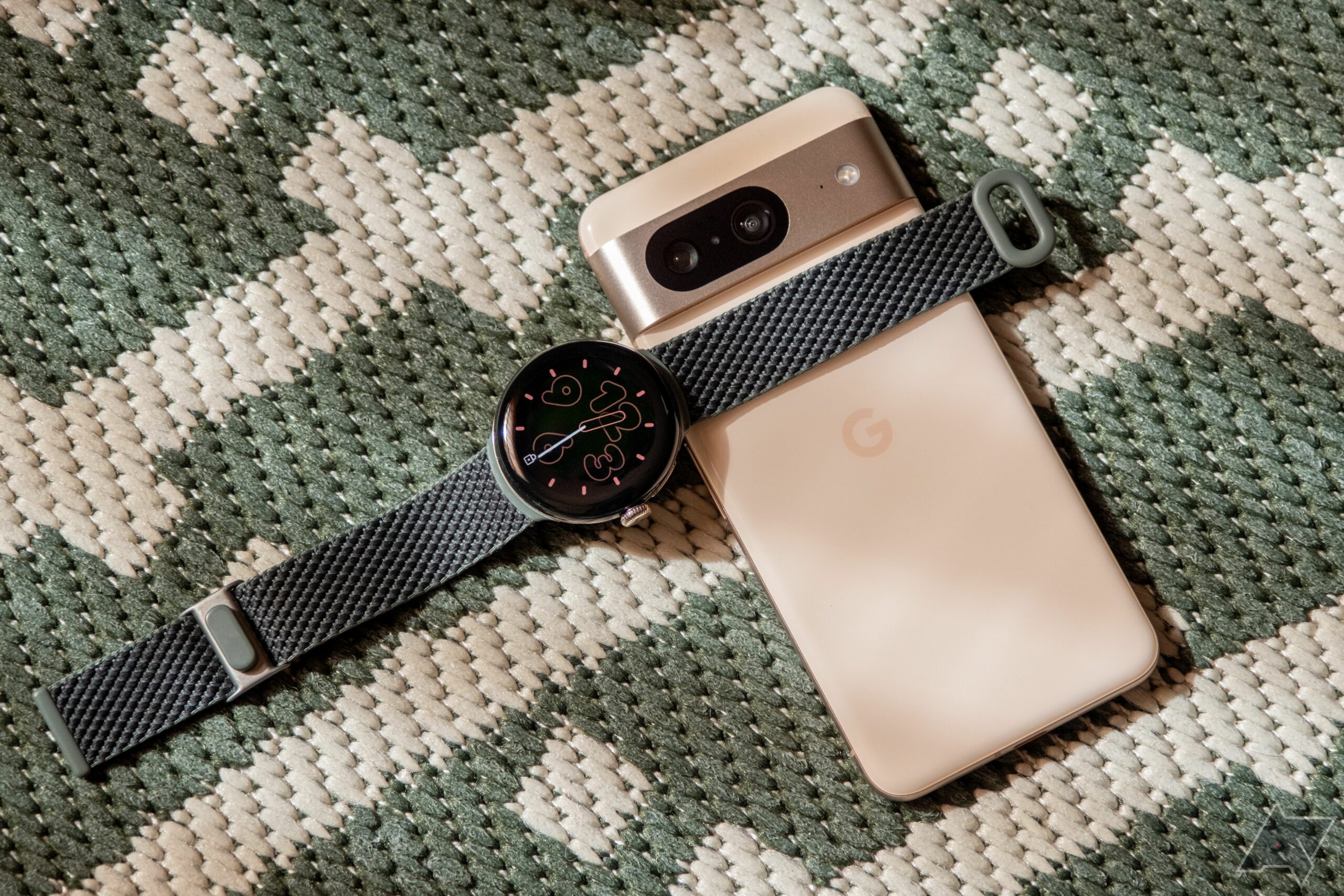 Tech-tober: Nejlepší produkty od Google, OnePlus a dalších v jednom článku