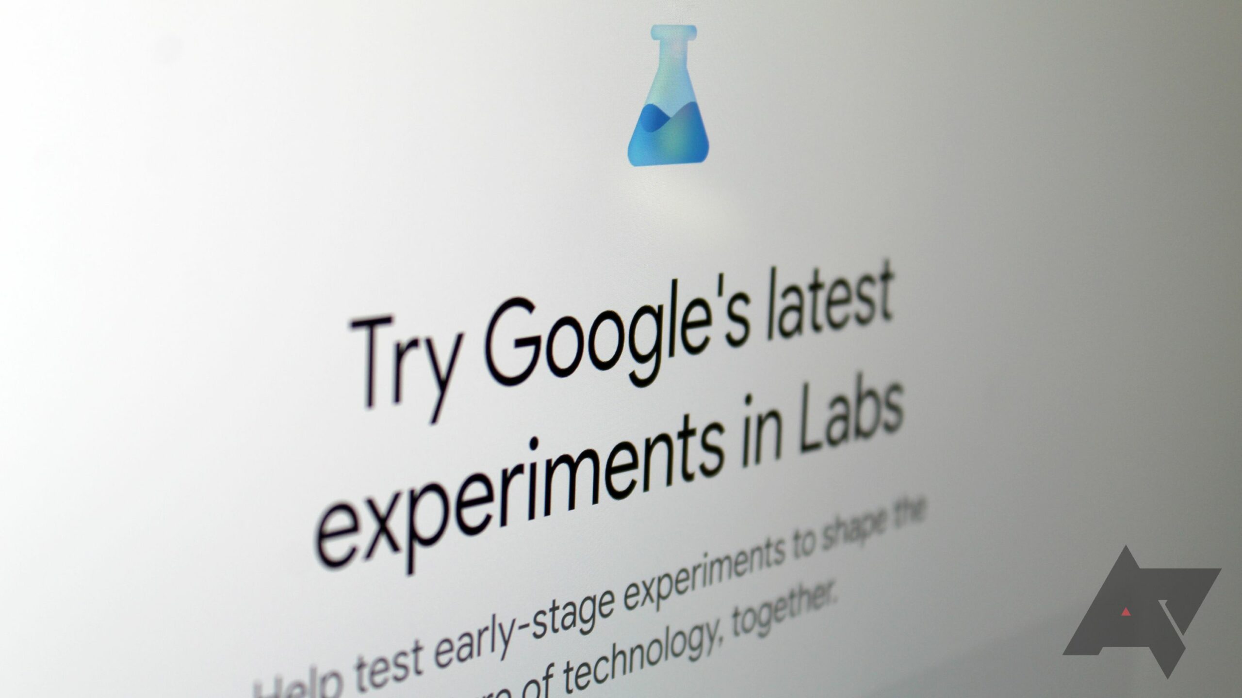 Zajímavé projekty s umělou inteligencí a strojovým učením na stránce Experiments with Google