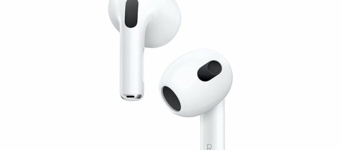 AirPods: Zmírňte stres z létání pomocí těchto sluchátek.