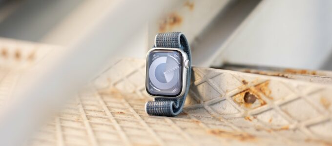 Analýtici J.P. Morgan předpovídají menší finanční dopad na příjmy Apple kvůli plánovanému zákazu prodeje Apple Watch Series 9 a Ultra 2 v USA.