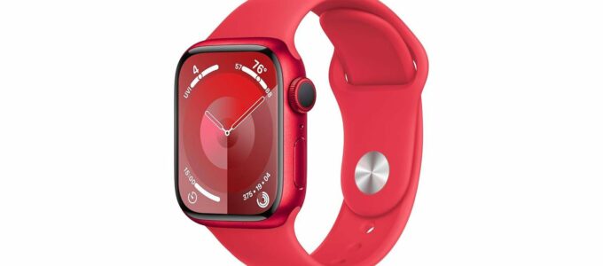 Apple Watch Series 9 s vylepšenými fitness a bezpečnostními funkcemi a rychlým výkonem klesl na nejnižší cenu.