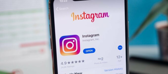 Nová aktualizace pro Insta Stories umožňuje americkým uživatelům změnit pozadí díky nástroji Backdrop - Generativní umělá inteligence