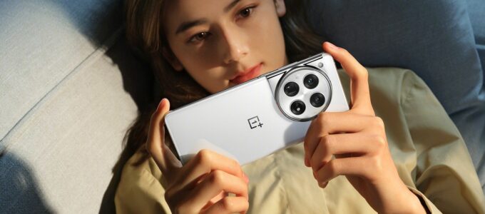 OnePlus 12R – působivá cenově dostupná vlajková loď míří do USA