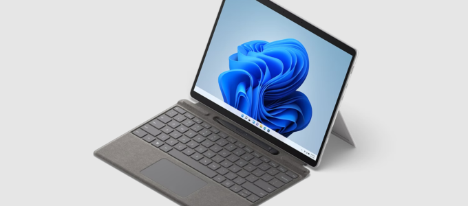 Walmart znovu nabízí neuvěřitelnou akci na balíček Microsoft Surface Pro 8