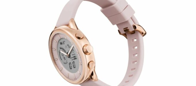 Amazon nabízí tři různé hybridní chytré hodinky Fossil za naprosto neodolatelnou cenu