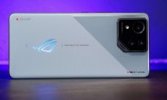 Asus ROG Phone 8: exkluzivní rozbalovací video