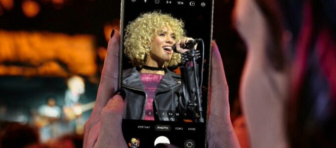 Galaxy S24 ProVisual Engine: Získejte sílu AI vylepšené fotografie s novými funkcemi.