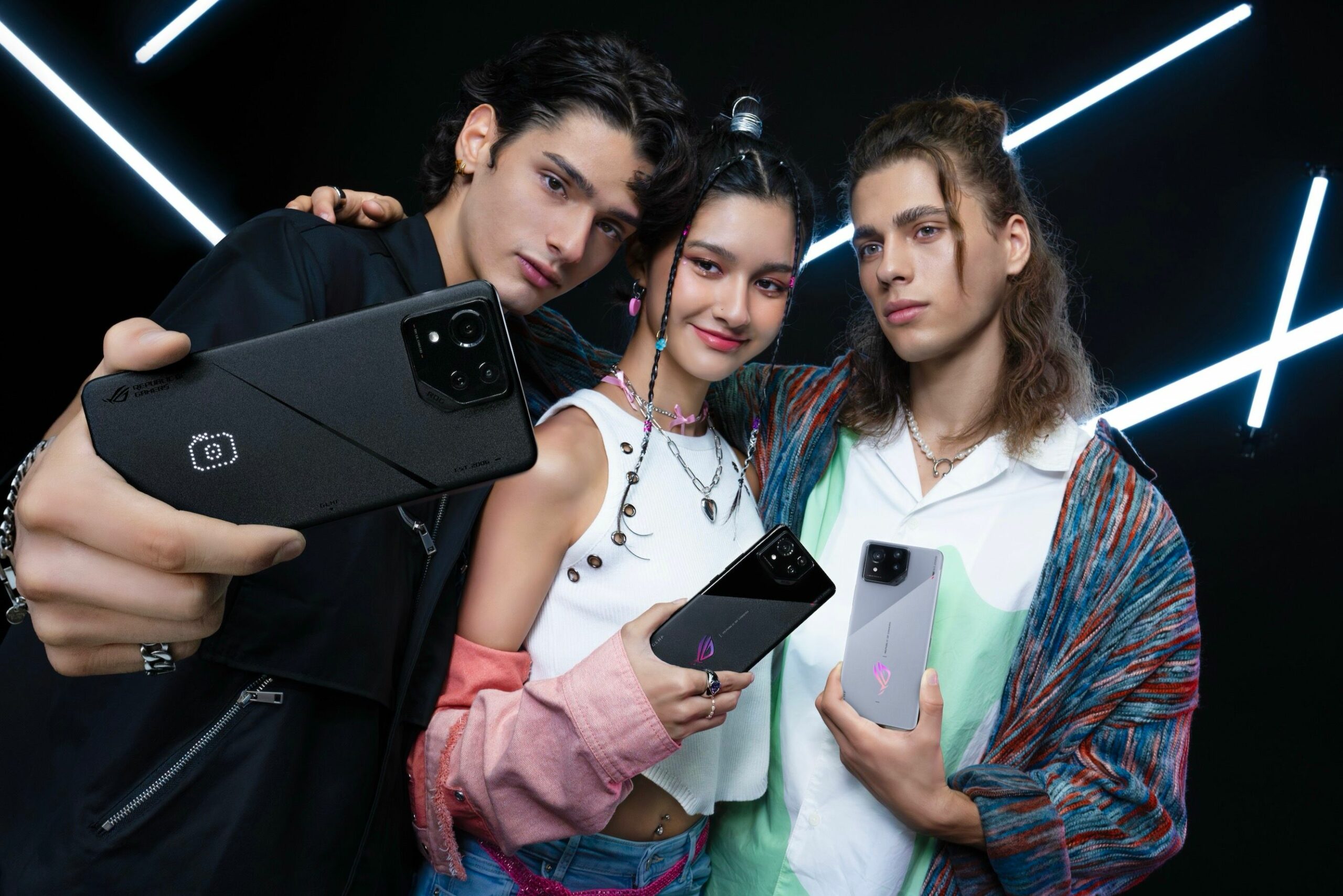 Nejlepší nabídky pro předobjednání Asus ROG Phone 8 & 8 Pro: Kde je koupit a jaké jsou nejlepší balíčky