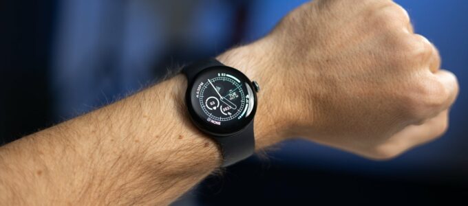 Pixel Watch 3 od Googlu přichází v letošním roce ve dvou velikostech pro lepší konkurenci s Galaxy Watch 7.