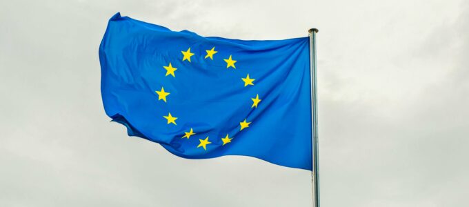 "Velcí technologičtí giganti čelí kritice za nedodržování antimonopolního práva EU"