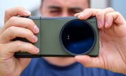 Xiaomi 14 Ultra - fotoaparát s vnější baterií pro dvojnásobnou výdrž