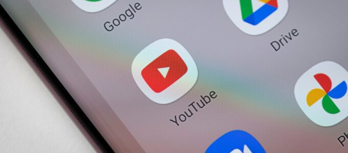 YouTube usnadňuje hledání první pomoci s novými regály.