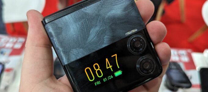 Energizerův skládací telefon má menší baterii než Samsung Z Flip 5