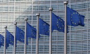 EU prohlašuje, že Apple iMessage a Microsoft Edge a Bing nejsou branami do internetu