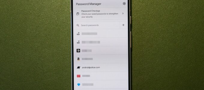 Googleův správce hesel zpřesnil sdílení pro rodiny
