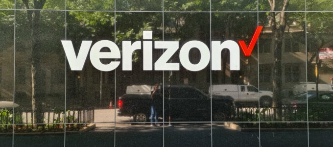 Změny požadavků Verizontu pro slevu $10 za Auto Pay