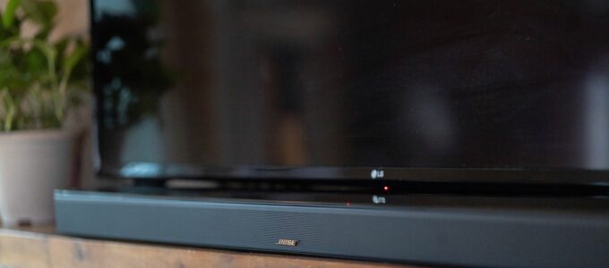 Bose Smart Ultra Soundbar: Pohlcující zvuk za prémiovou cenu